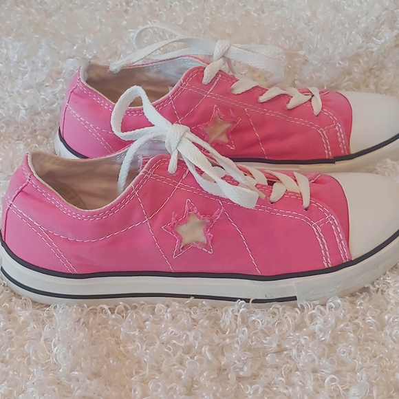 Pink Converse Sneakers Kids or Woman - Picture 4 of 5